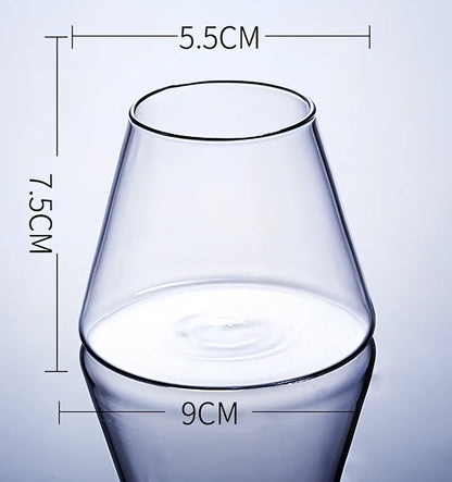 Transparent borosilicate glass cocktail glasses with 300-350ml capacity on wooden table