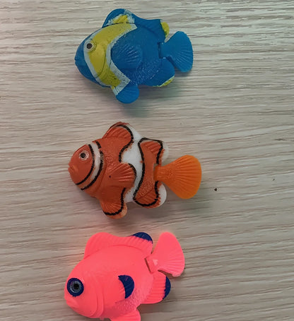 Black LED jellyfish aquarium lamp projecting 10m underwater scene from 1200mAh USB battery