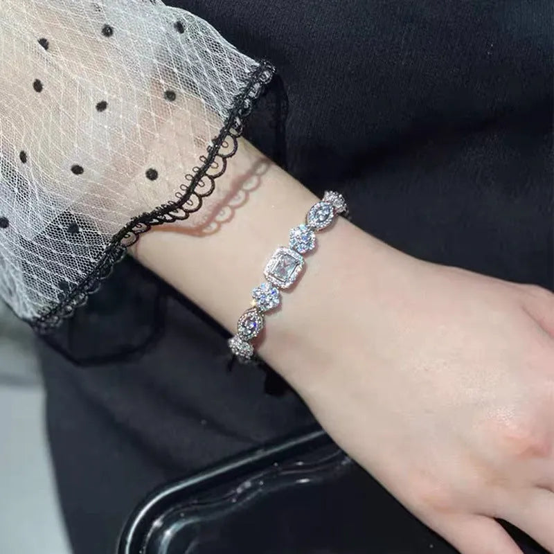 Women's geometric S925 sterling silver-plated bracelet with zircon stones and adjustable 16+3cm length