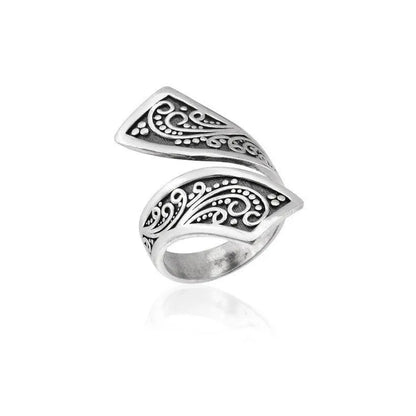 Silver retro minimalism women's ring with adjustable opening on alloy material