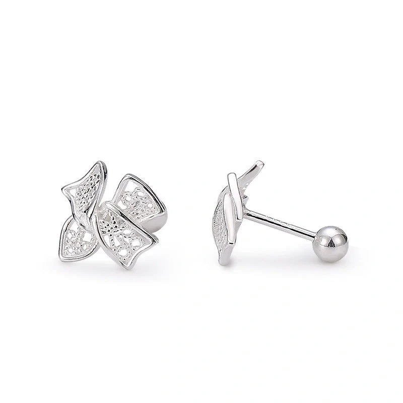 Elegant silver bow stud earrings for women, hypoallergenic and perfect for any occasion.