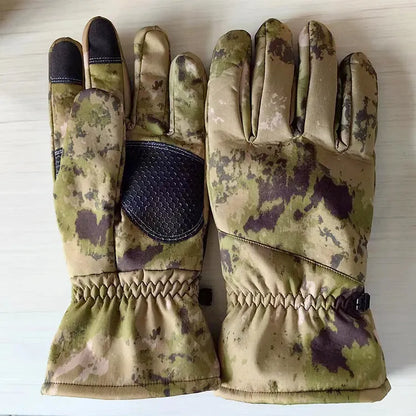 Camouflage ski gloves with touch screen fingertips and non-slip palm surface, shown in army green colour