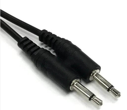 1 metre long 3.5 mm audio extension cable with straight male plug and female socket