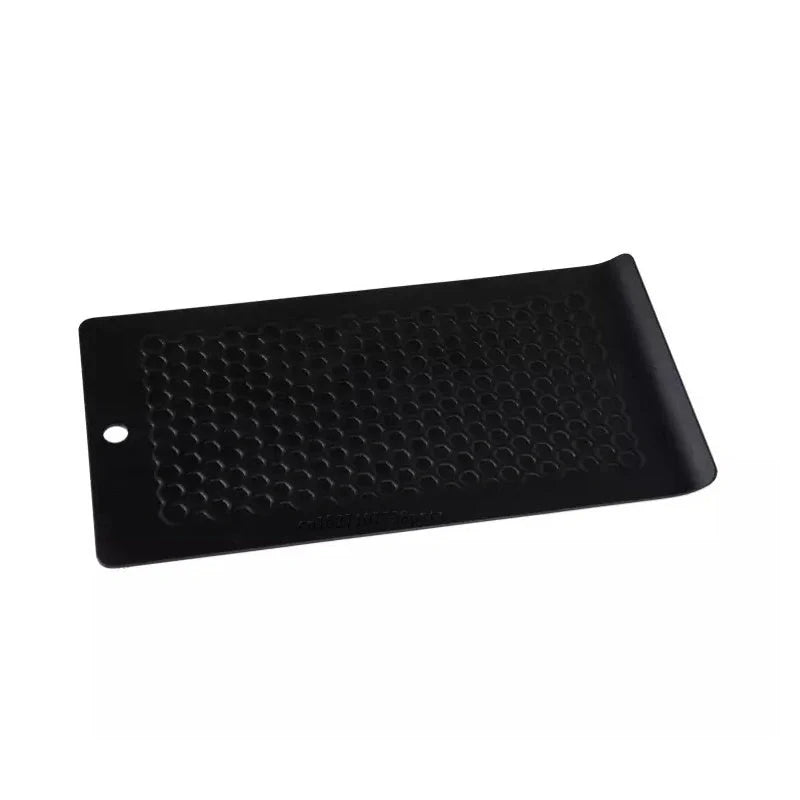 Black aluminum steak thaw board for efficient defrosting, measuring 380x200x16mm