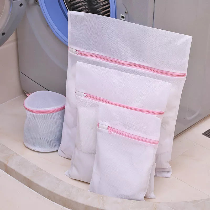 White nylon mesh laundry bag set for delicate garments protection