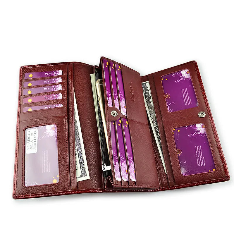 Wine red crocodile pattern genuine leather women's coin purse with pigskin lining.