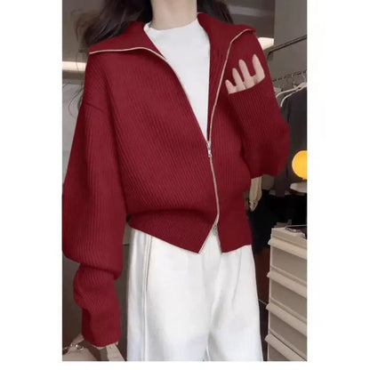 Hong Kong style double zipper knitted cardigan in loose fit with regular sleeves and three-dimensional decoration