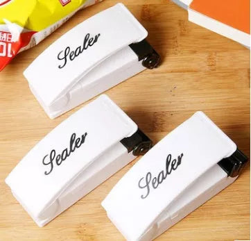 Hand Pressure Heat Sealer for food preservation, compact and lightweight