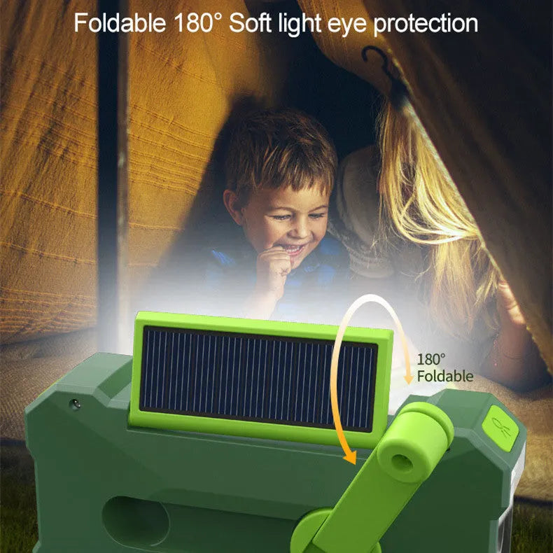 3-in-1 portable emergency radio in green or orange, 8cm x 9.5cm x 6.5cm, with hand crank, solar charging and 10000mAh power bank.