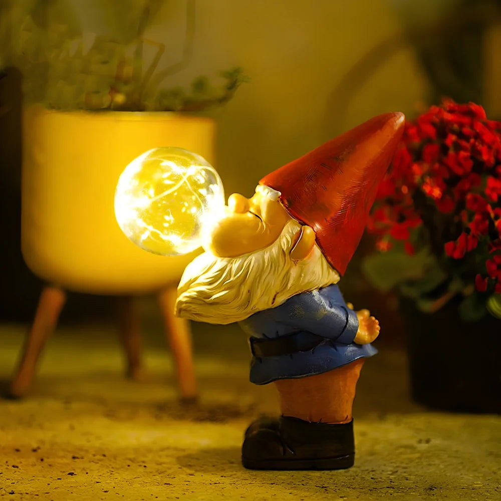 Solar-powered resin garden gnome with automatic lighting, 22cm tall bubble-blowing design