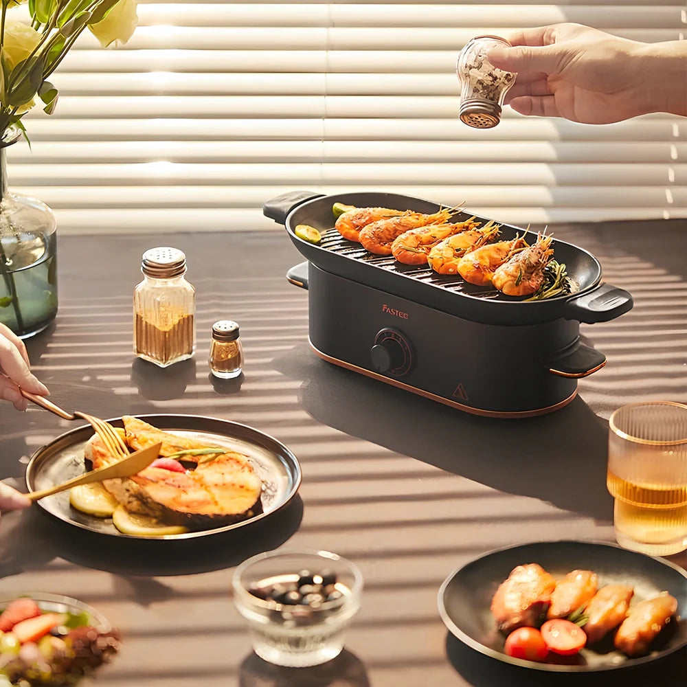 Mini electric barbecue plate grill with titanium black finish, measuring 350cm long, for smoke-free indoor cooking