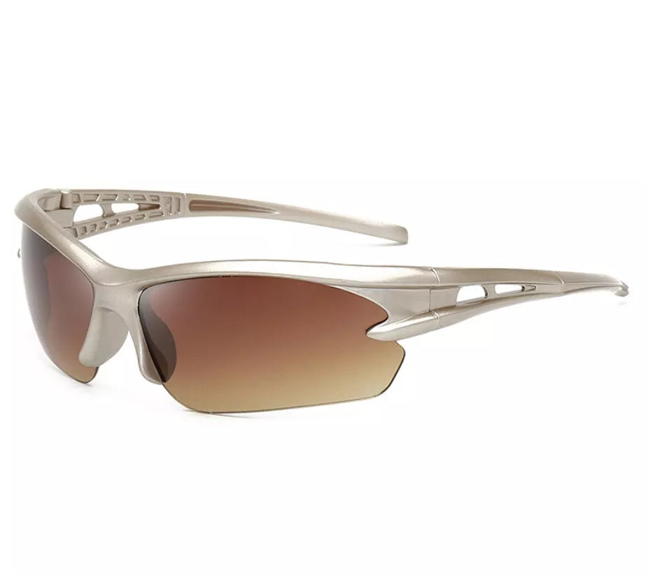 Outdoor sunglasses with UV400 protection in various colors