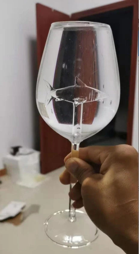 Crystal shark red wine glass with rotating design, lead-free, 300ml capacity