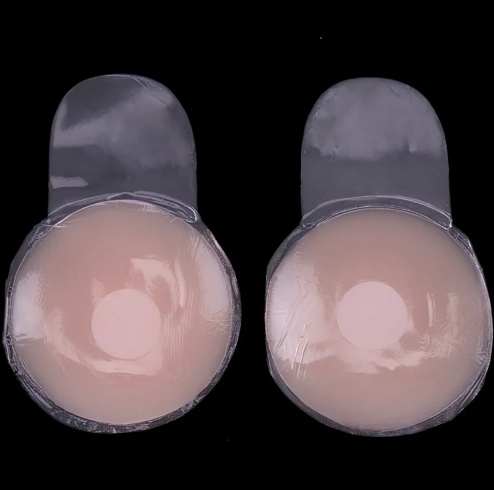 Silicone nipple cover pasties with eight flower shape and lace detailing measuring 8-10cm in diameter