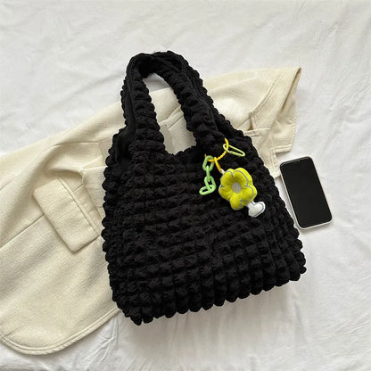 Women's pleated bubble crossbody bag in vertical square shape with pendant accessory