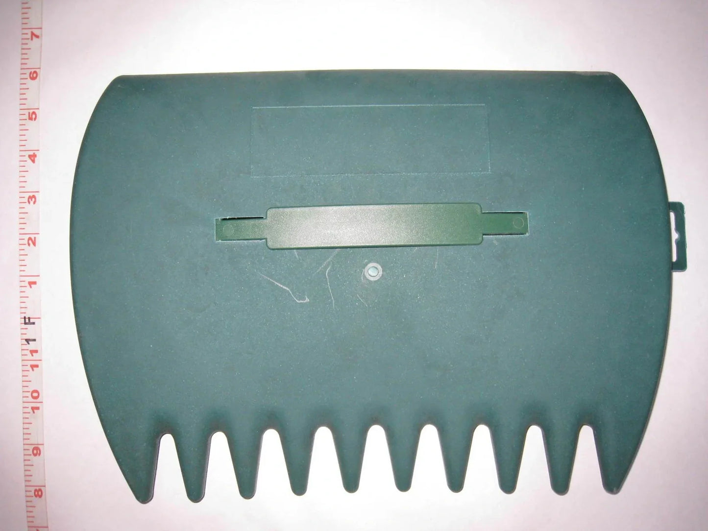 Green leaf rake scoops tool with automatic hand band, 34cm long garden debris collector