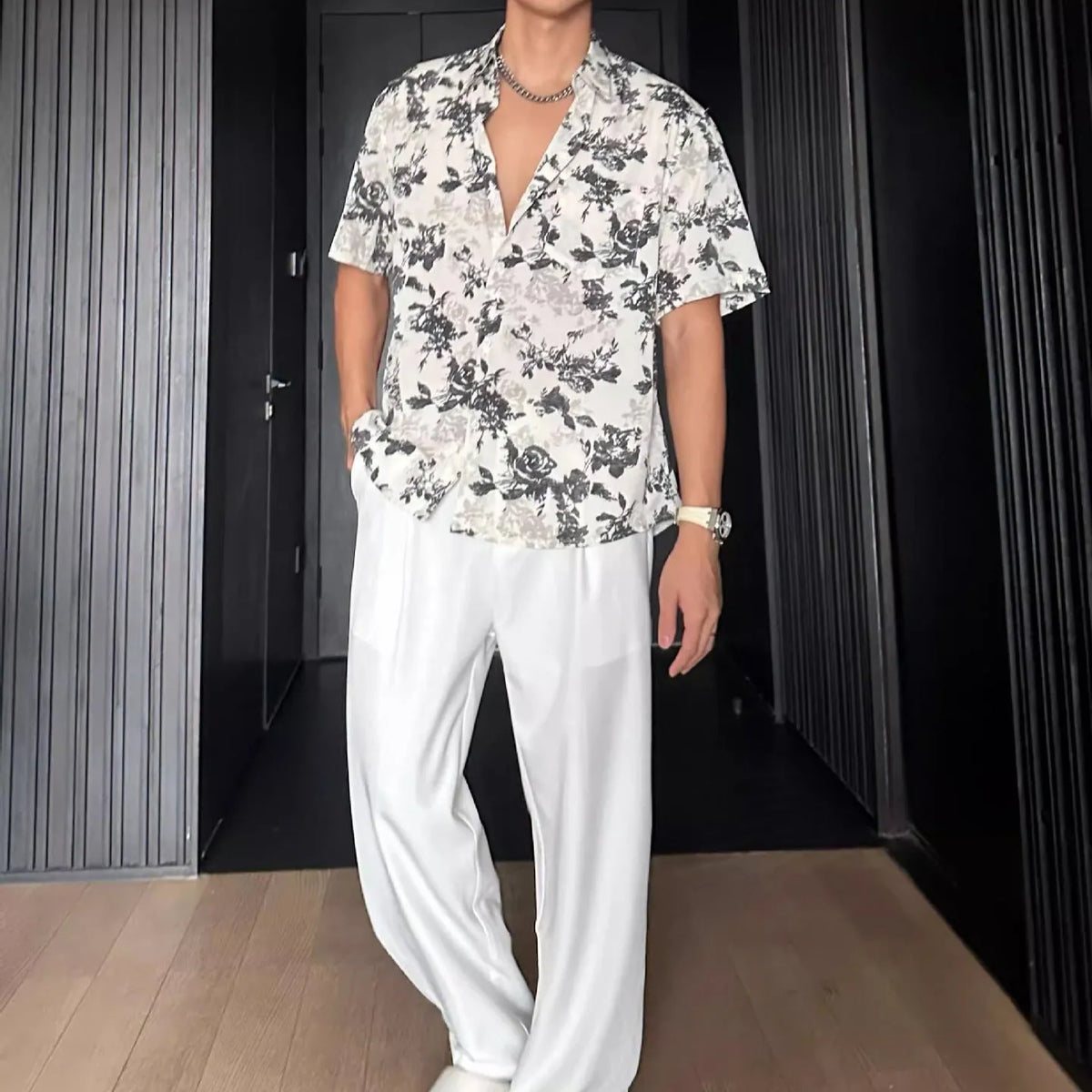 Loose casual short sleeve shirt with floral printed pattern in black colour option