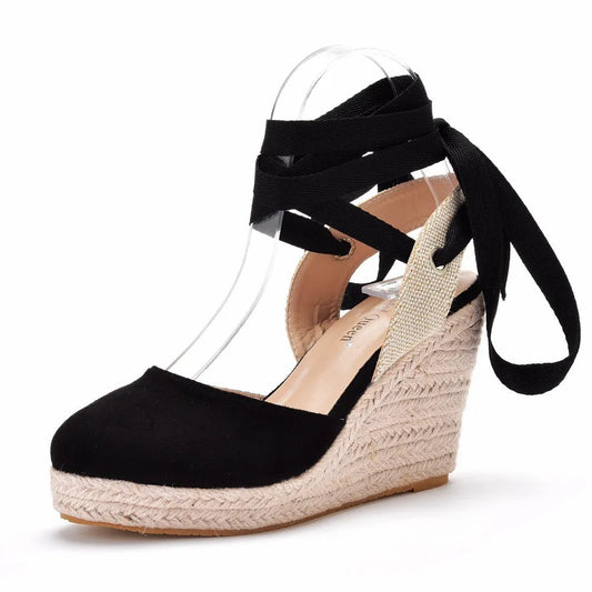 Women's bohemian wedge sandals with round toe, 10.5cm heel, adjustable buckle, and beaded tassel in red colour