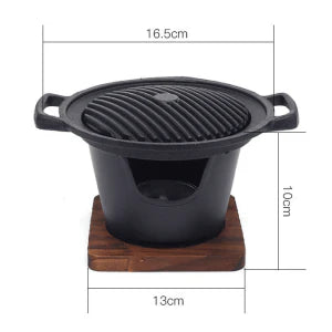 Compact and portable mini barbecue grill with Japanese-inspired design for solo or small-scale outdoor cooking