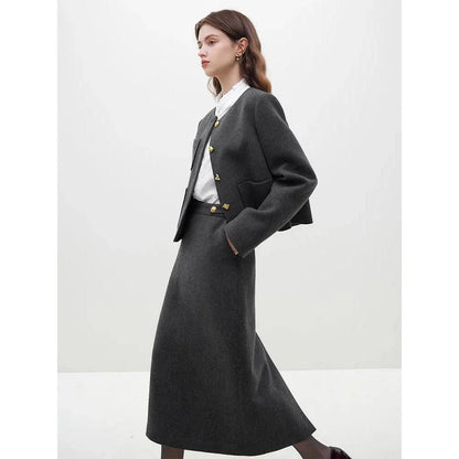 High-quality woolen coat and skirt set in a straight silhouette and mid-calf length, perfect for the modern office lady
