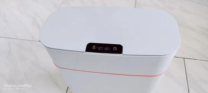 Smart Sensor Automatic Electronic Garbage Can with motion-activated sensor and tight-sealing lid for a hygienic and odor-free waste disposal experience