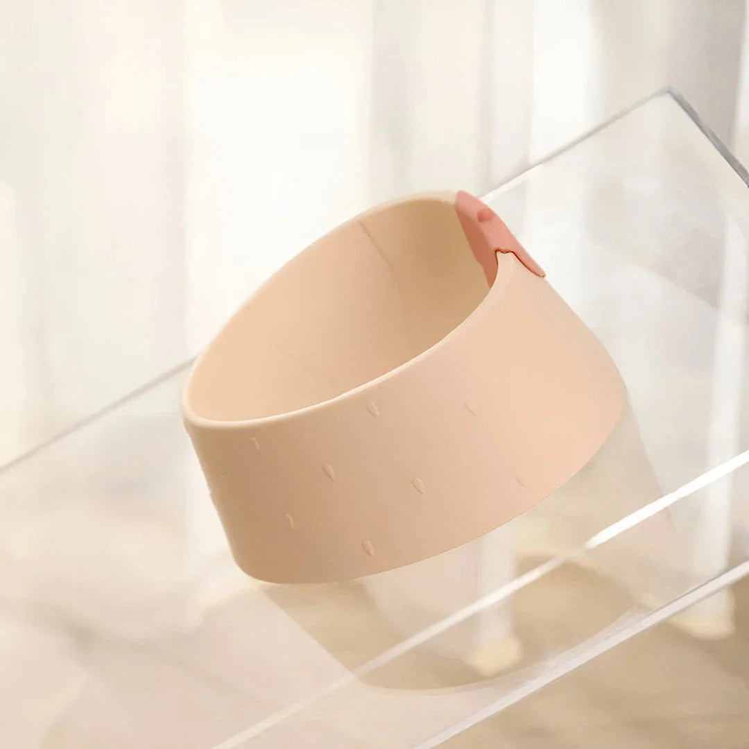 Cartoon anti-slip pet bowl with vibrant purple color and adorable graphics for dogs and cats