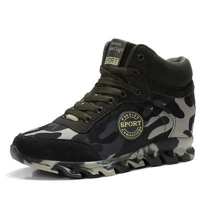 Women's green camouflage canvas sneakers with rubber sole in casual styling