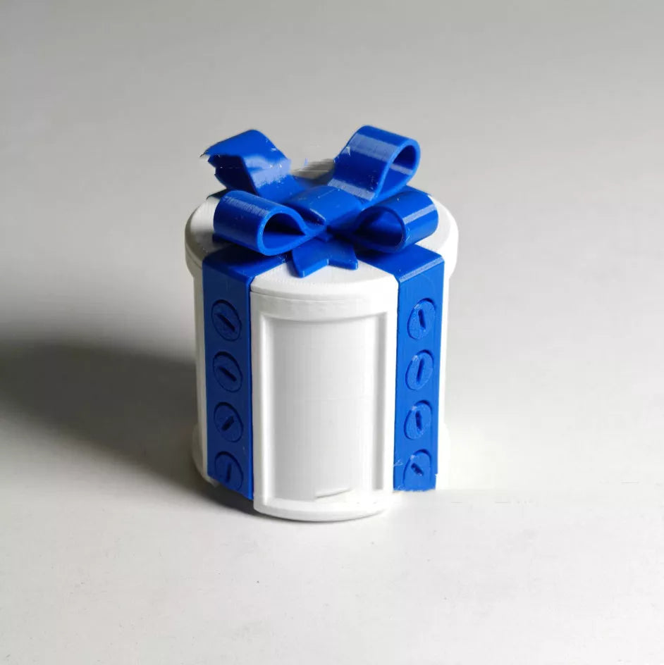 Creative 3D printed Valentine's Day gift box with bowknot design