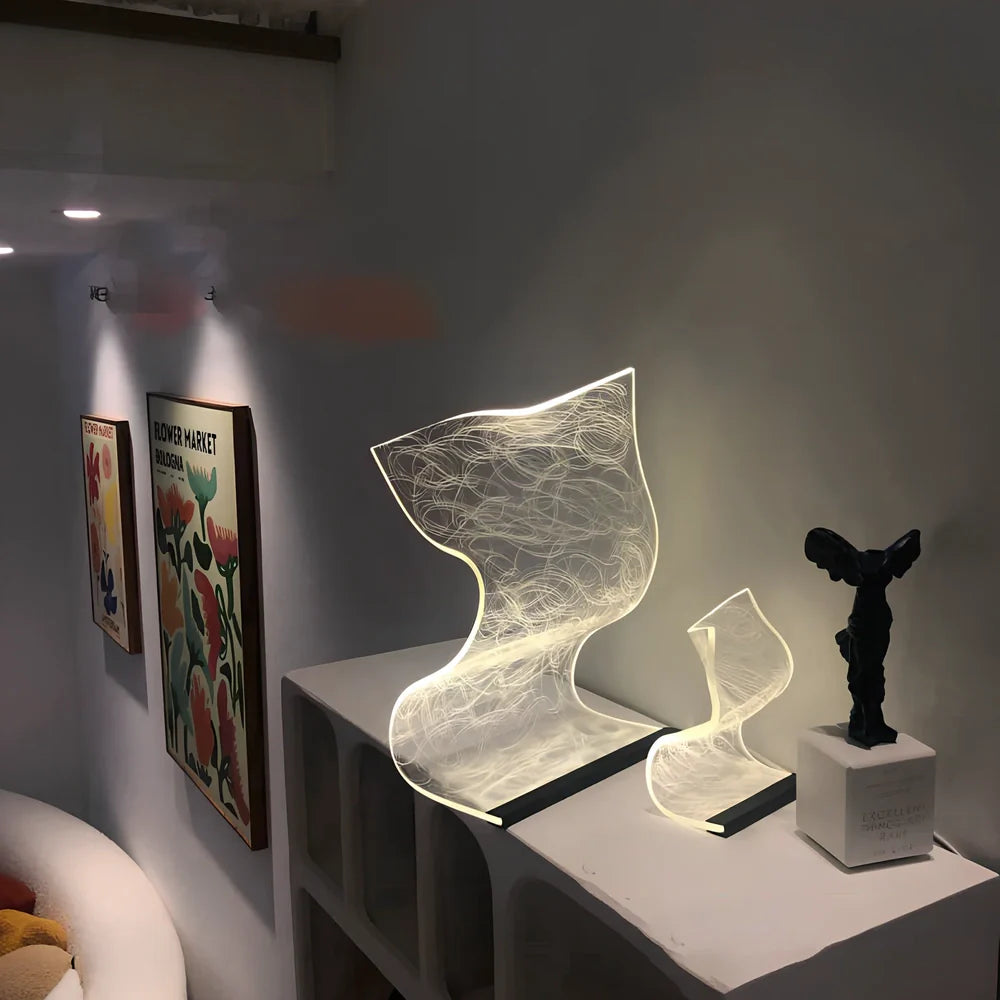 USB-powered bedside lamp with three-colour light adjustment in Nordic design