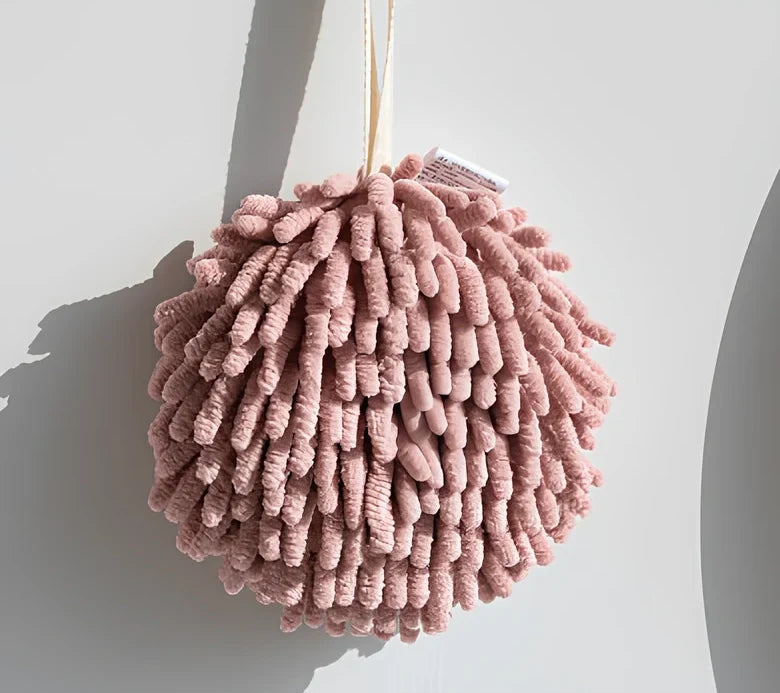 Blue chenille handball wipe showing 17x17cm dimensions for water absorption