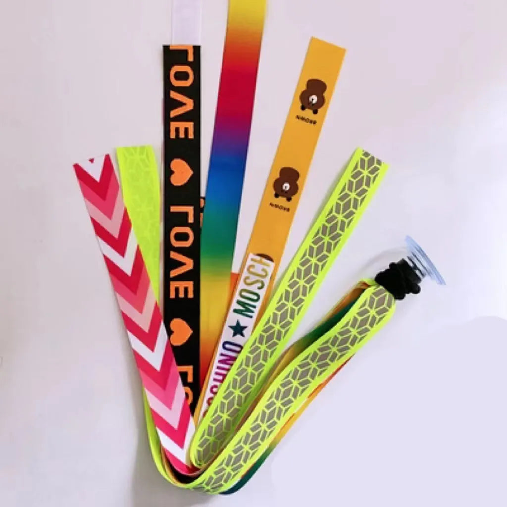Children's helmet streamer with 60 cm polyester ribbon in colours like apricot and khaki for roller skating and skiing