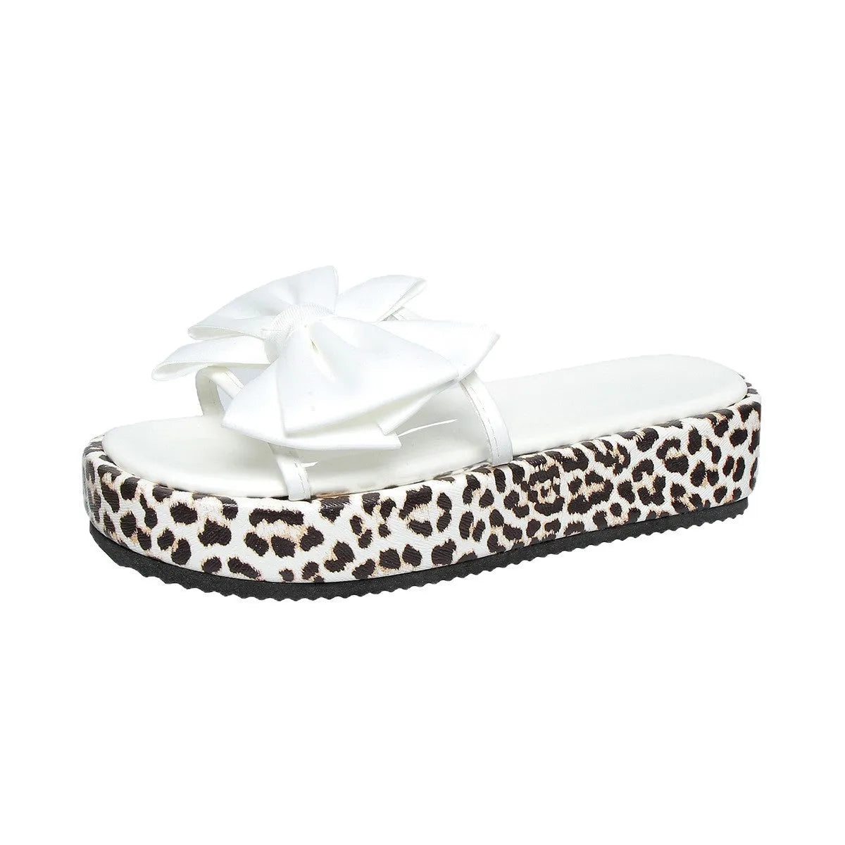 Women's leopard print beach slippers with thick soles in black retro style