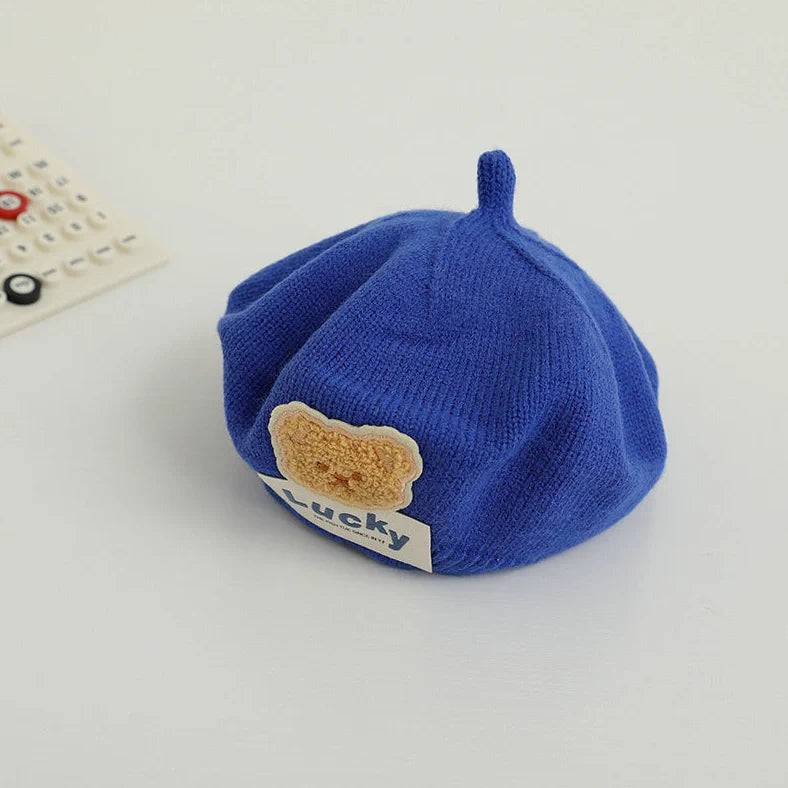 Children's knitted beret in acrylic fabric for winter, sized 45-52cm head circumference