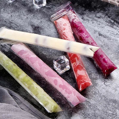Premium popsicle molds made of BPA-free plastic with self-adhesive seals for mess-free homemade frozen treats