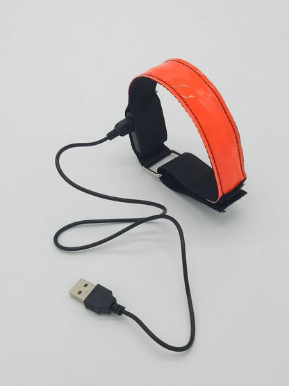 Luminous Night Running Armband with USB Charging, Reflective Material, and Secure Fit for Increased Visibility and Safety During Nighttime Workouts