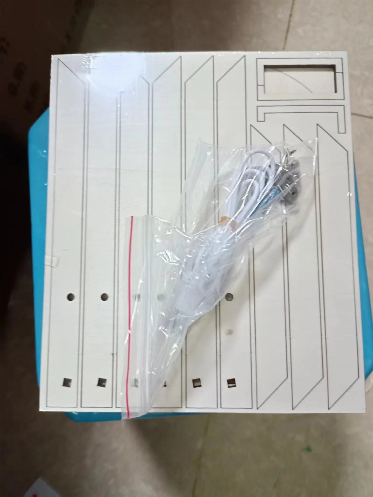 DIY Galaxy Bookends - Wooden Book Display Stand with Cosmic Design