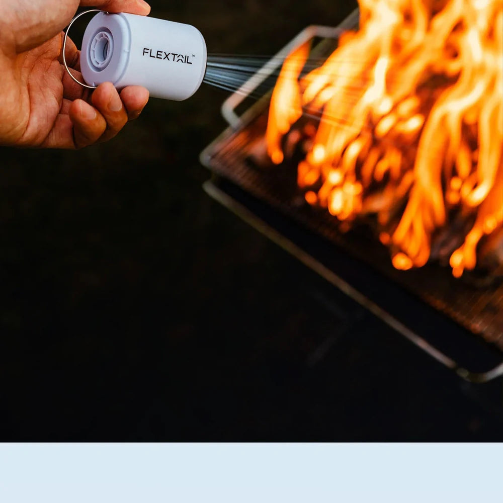 White portable USB camping inflator with 1300mAh battery, 4kPa inflation, 11x10x5cm size