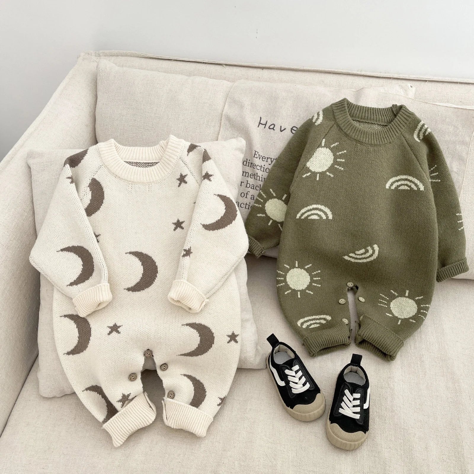 Korean style spring jumpsuit for children in beige or green with long sleeves and five height options from 66cm to 100cm