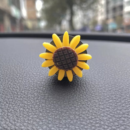Sunflower car vent clip with aromatherapy function, bright yellow petals, green leaves