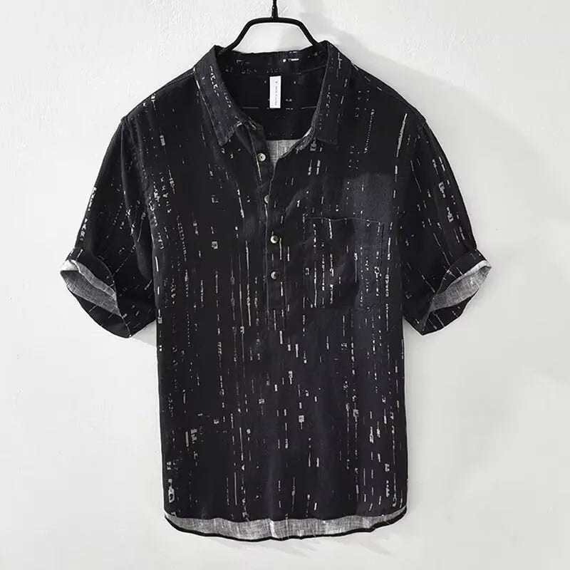 Loose-fit short-sleeved polo shirt with lapel collar in white and black colour options