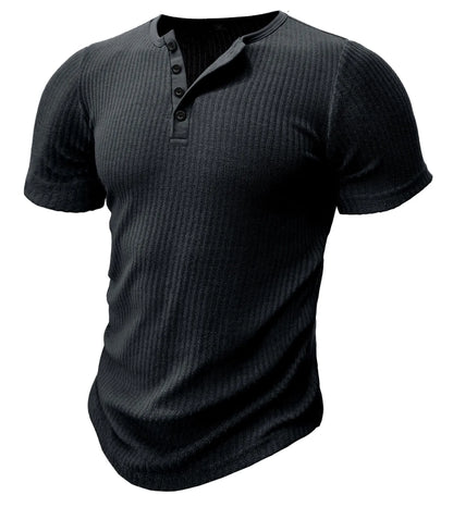 Slim-fitting solid colour sports T-shirt for men on a grey background.