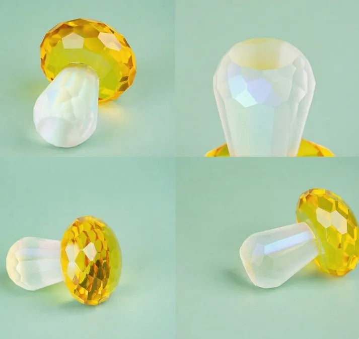 White crystal mushroom decorative sculpture measuring 40mm by 53mm in transparent, light green, red, or yellow colour options