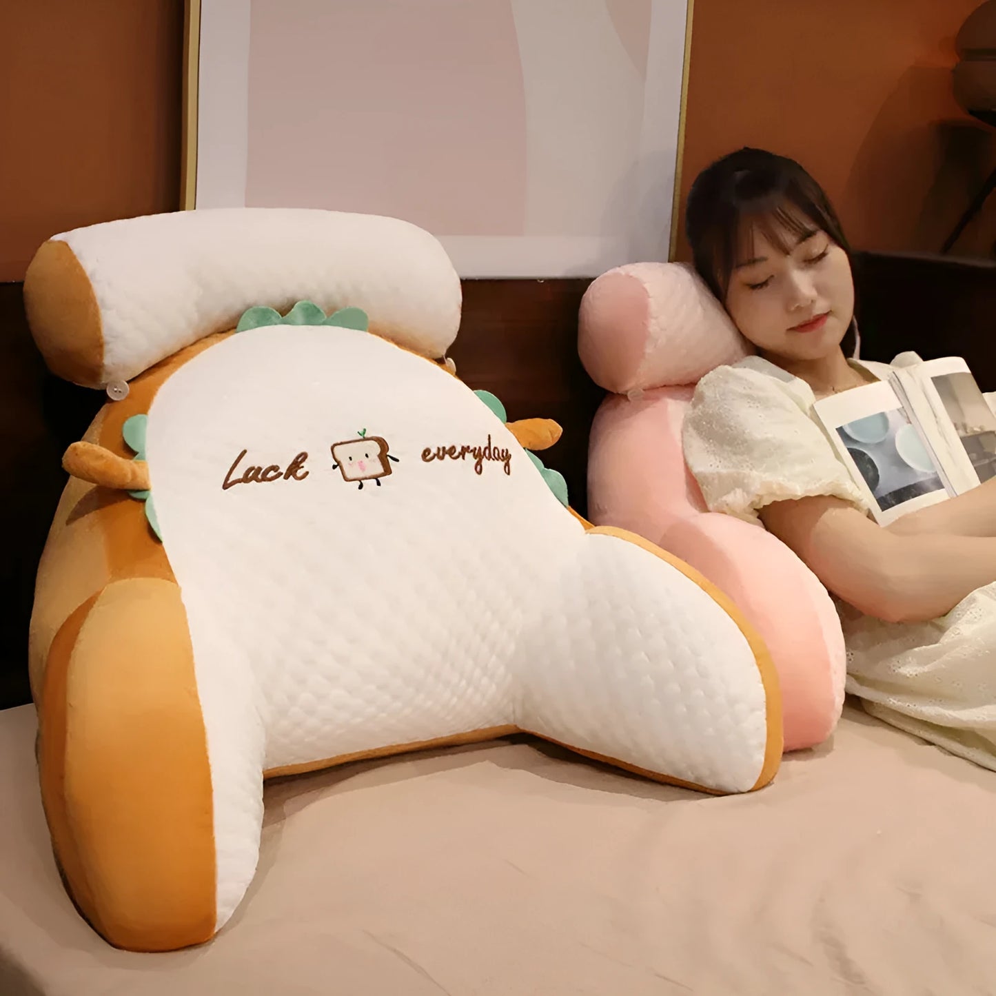 Reading lumbar support cushion in 60x40cm and 70x50cm sizes with embroidery design