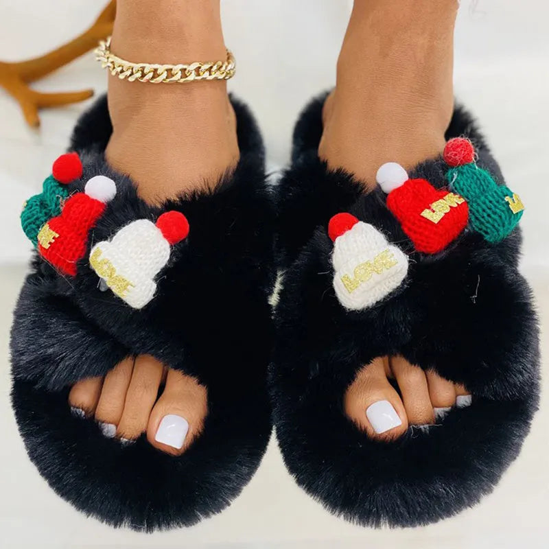 Women's slippers with faux plush upper, cotton lining, rubber sole, and Christmas hat decoration in sizes 35-40