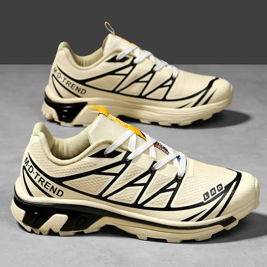 Low-top hiking shoes with mesh lining and rubber sole in multiple colour options
