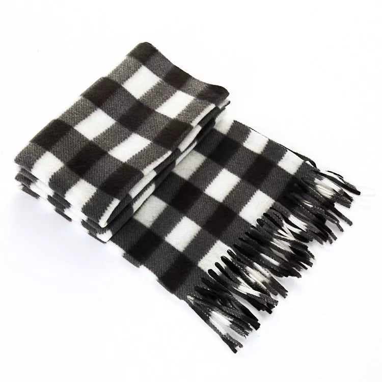 Handmade black and white plaid thermal scarf for men and women