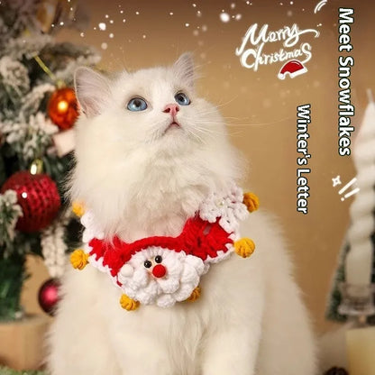 Christmas pet scarf for dog or cat in wool material with festive cartoon pattern