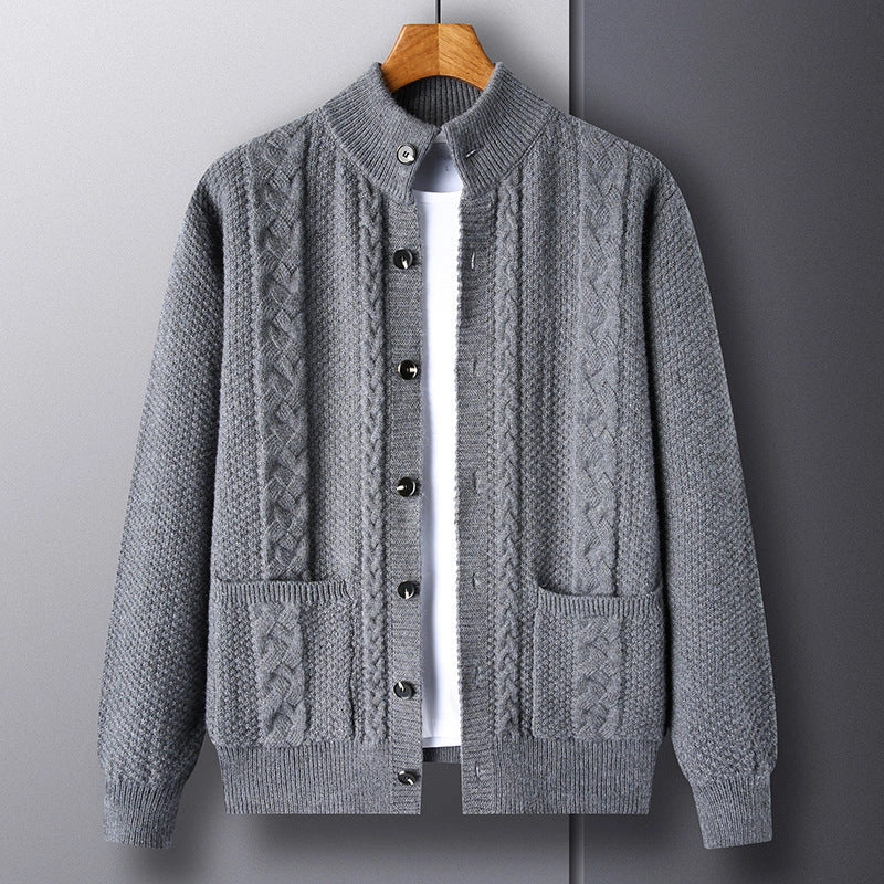 Stylish men's jacquard cardigan with pockets for a modern look