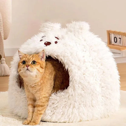 Semi-enclosed cat litter kennel tent in yurt style with bear design.