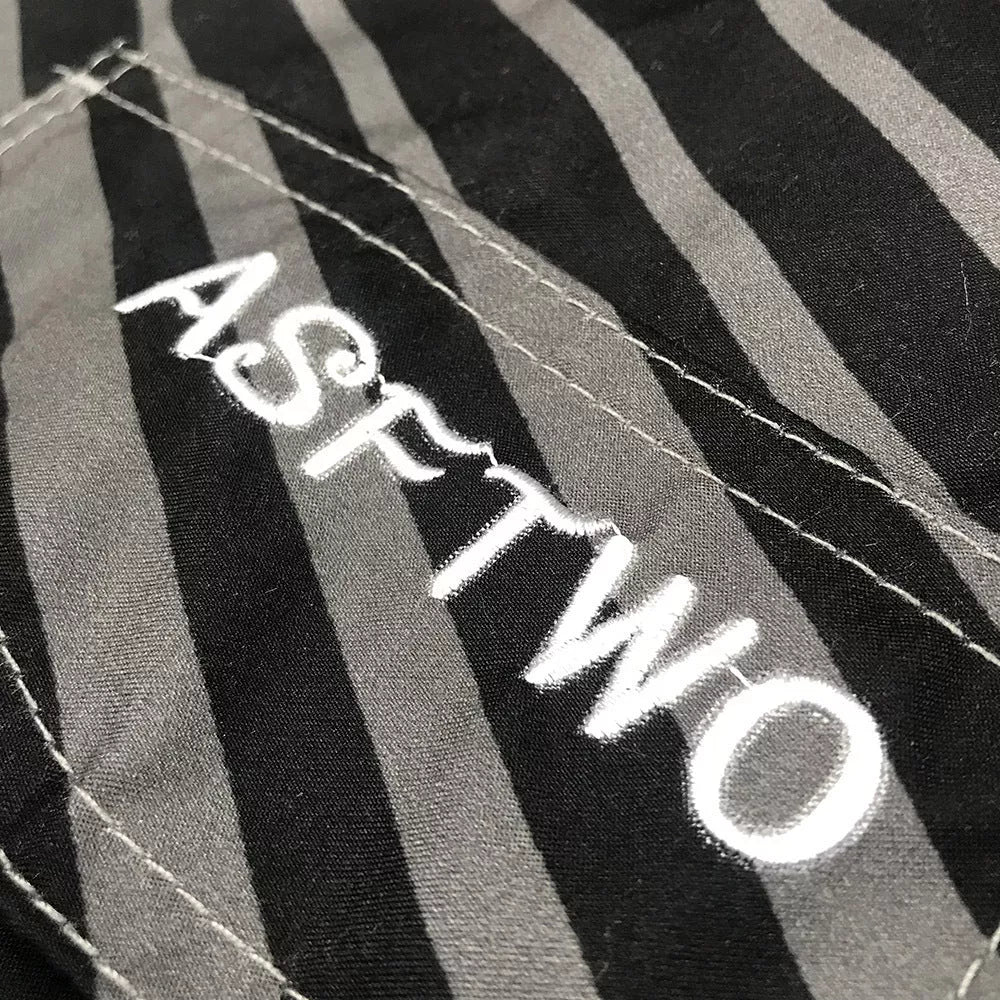 Quick-drying surf pants in red, blue, and green, sizes 30-38, 100% polyester fiber